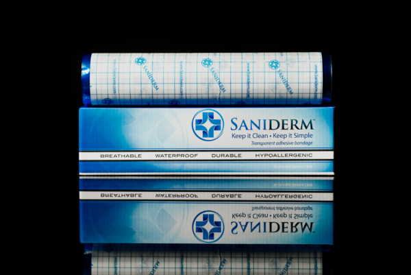 Saniderm 10 in by 8 yds professional tattoo aftercare bandage roll product image.