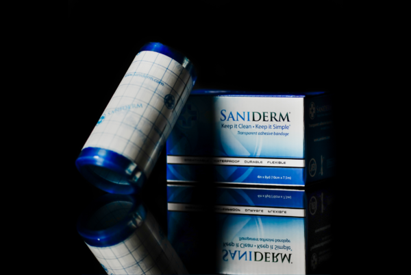 Saniderm 4 in by 8 yds professional tattoo aftercare bandage roll product image.